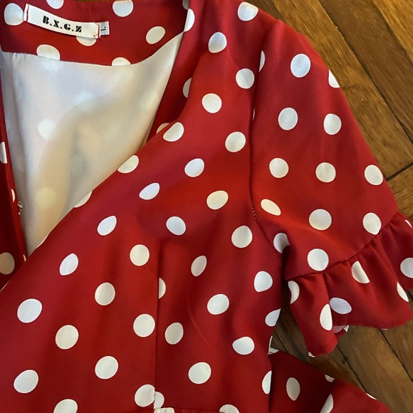 Dress like new. Worn once. Great condition. - Picture 4 of 4